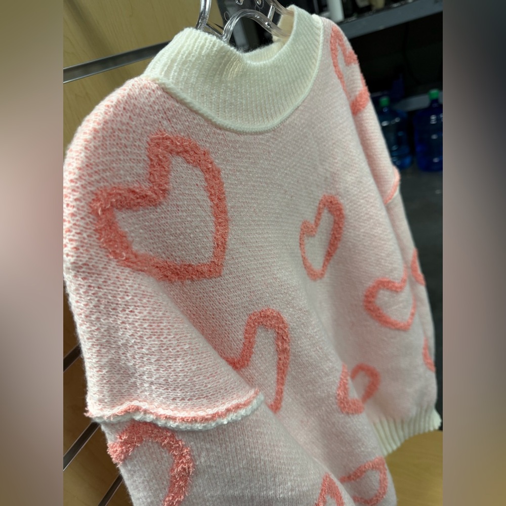 Heart Pattern Crewneck Sweater - Picture 3 of 6